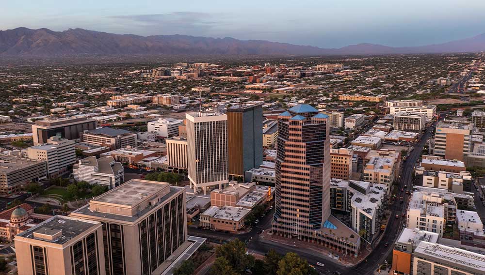 Moving from Arizona to California: Guide, Costs & Tips