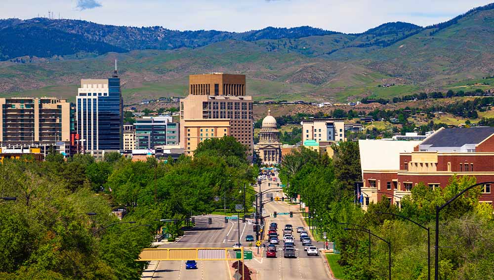 Moving from Idaho to Los Angeles: Guide, Costs & Tips
